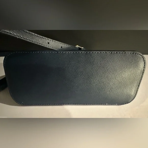 Kate Spade Two-Tone Crossbody – Classic Navy & Powder Blue - Picture 14 of 17